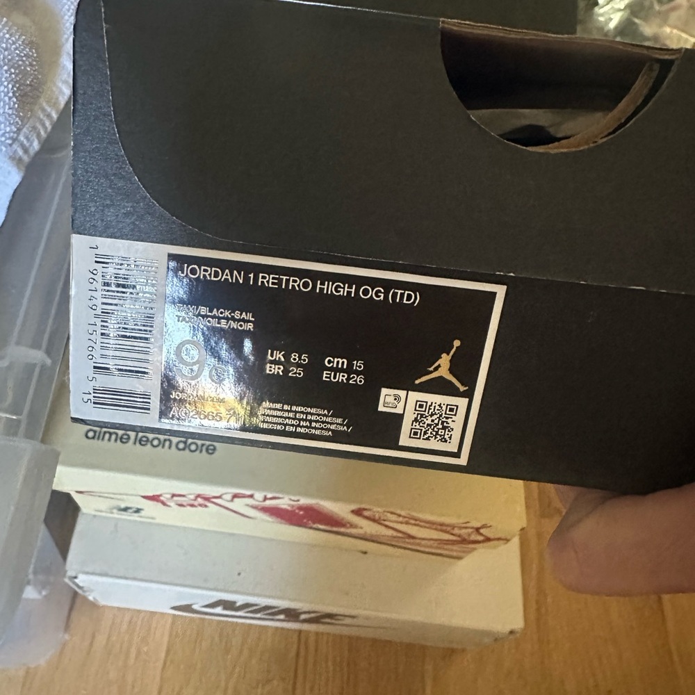 Taxi Size 9C Jordan 1 Retro High OG Toddler Shoes -